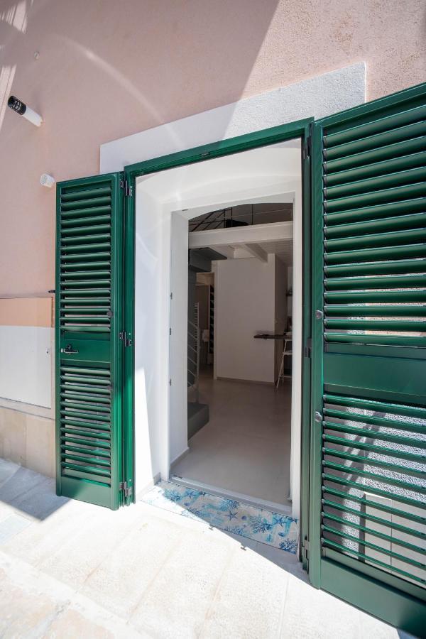 Wepuglia - Dimore Stefania โปลีญาโนอามาเร ภายนอก รูปภาพ